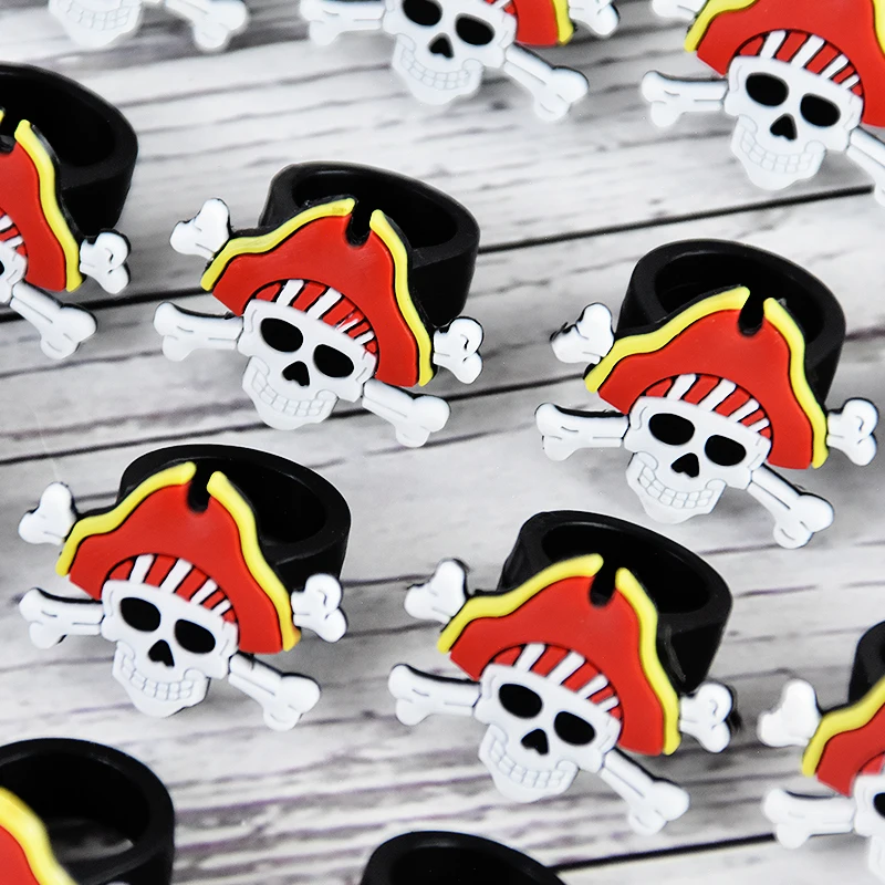4/8Pcs Pirate Bracelets Rubber Wristband Skull Rin