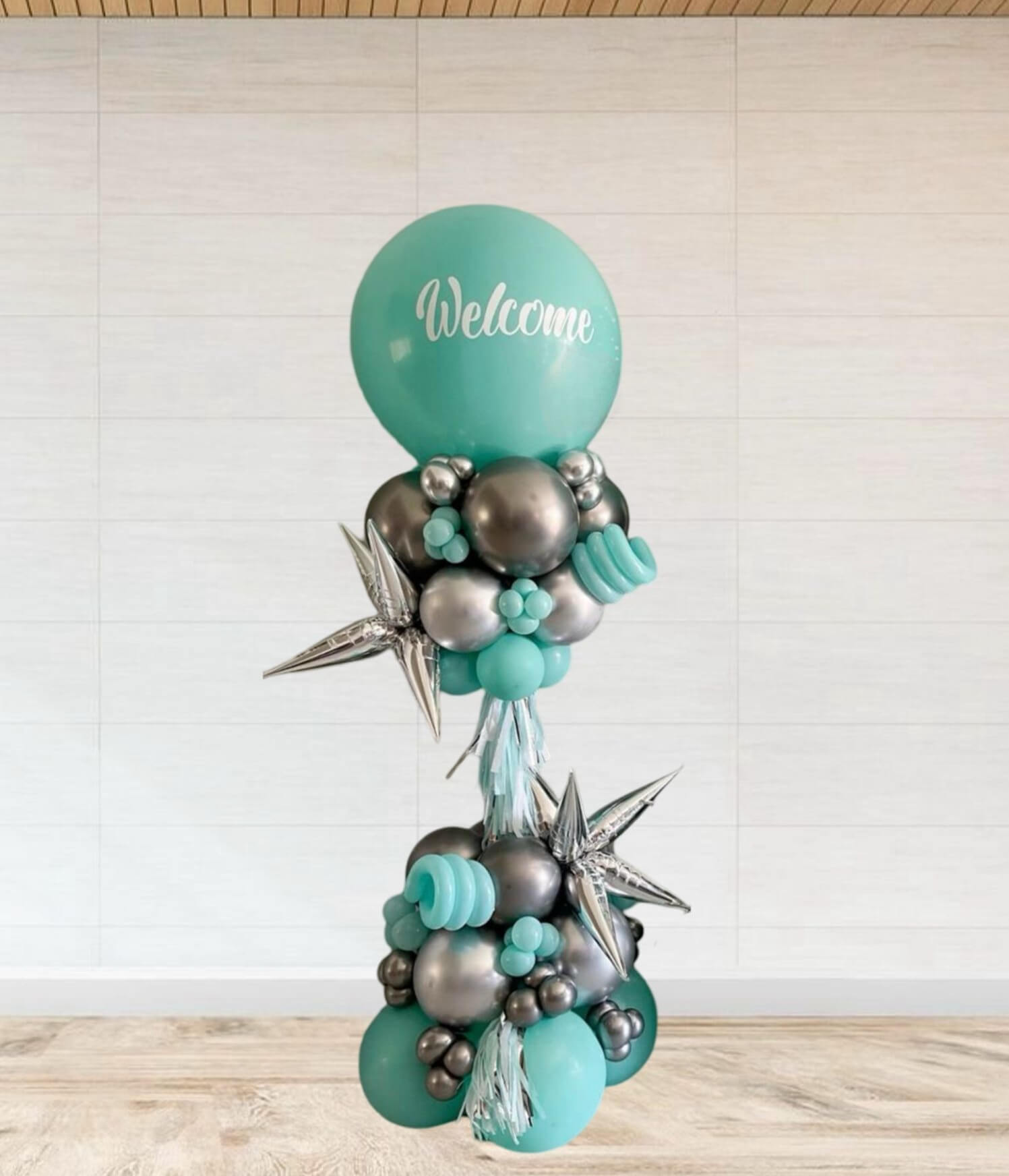 7.5 ft Party Column with Starburst Accents